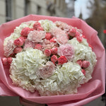 Blossom Harmony – Hydrangea, Rose & Dianthus Mix