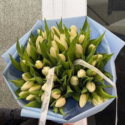 50 White Tulips Bouquet