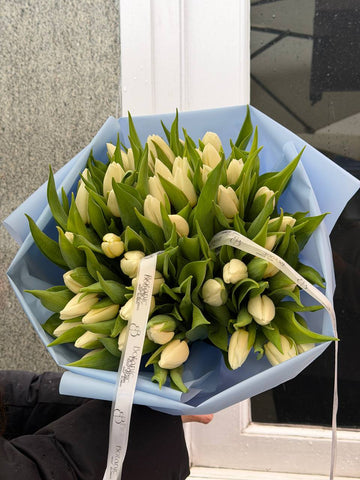 50 White Tulips Bouquet